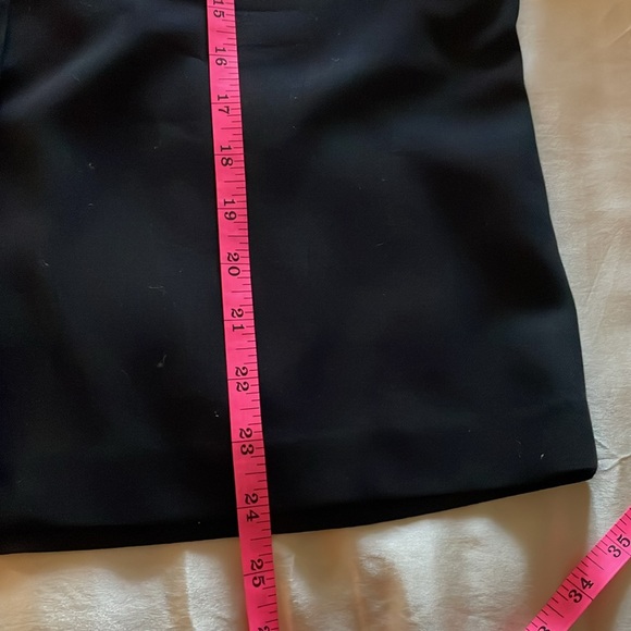 Banana Republic: Wool Top w/snap button closure - Picture 11 of 12